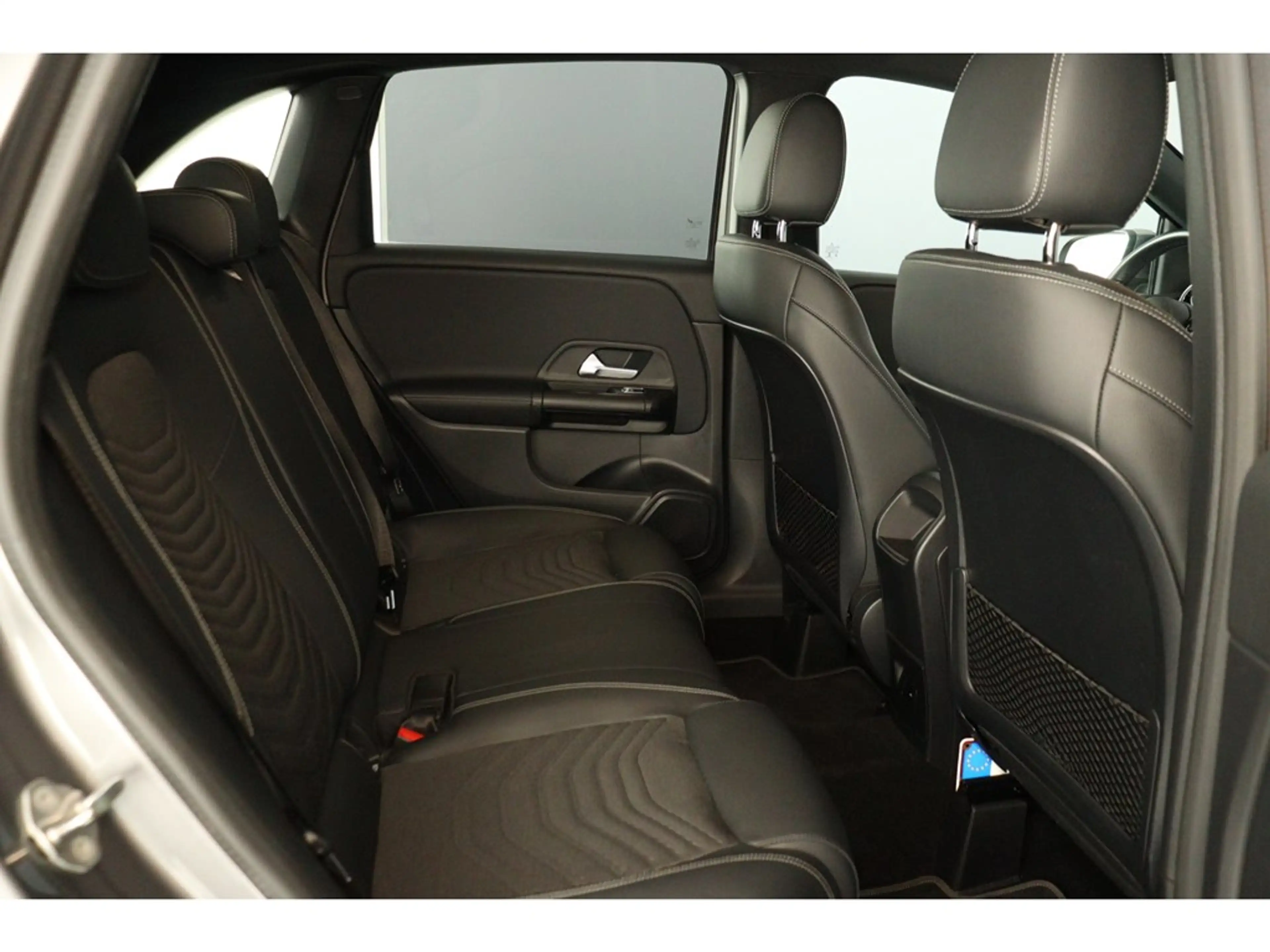 Mercedes-Benz B 250 e 218pk Pack Business — photo 12