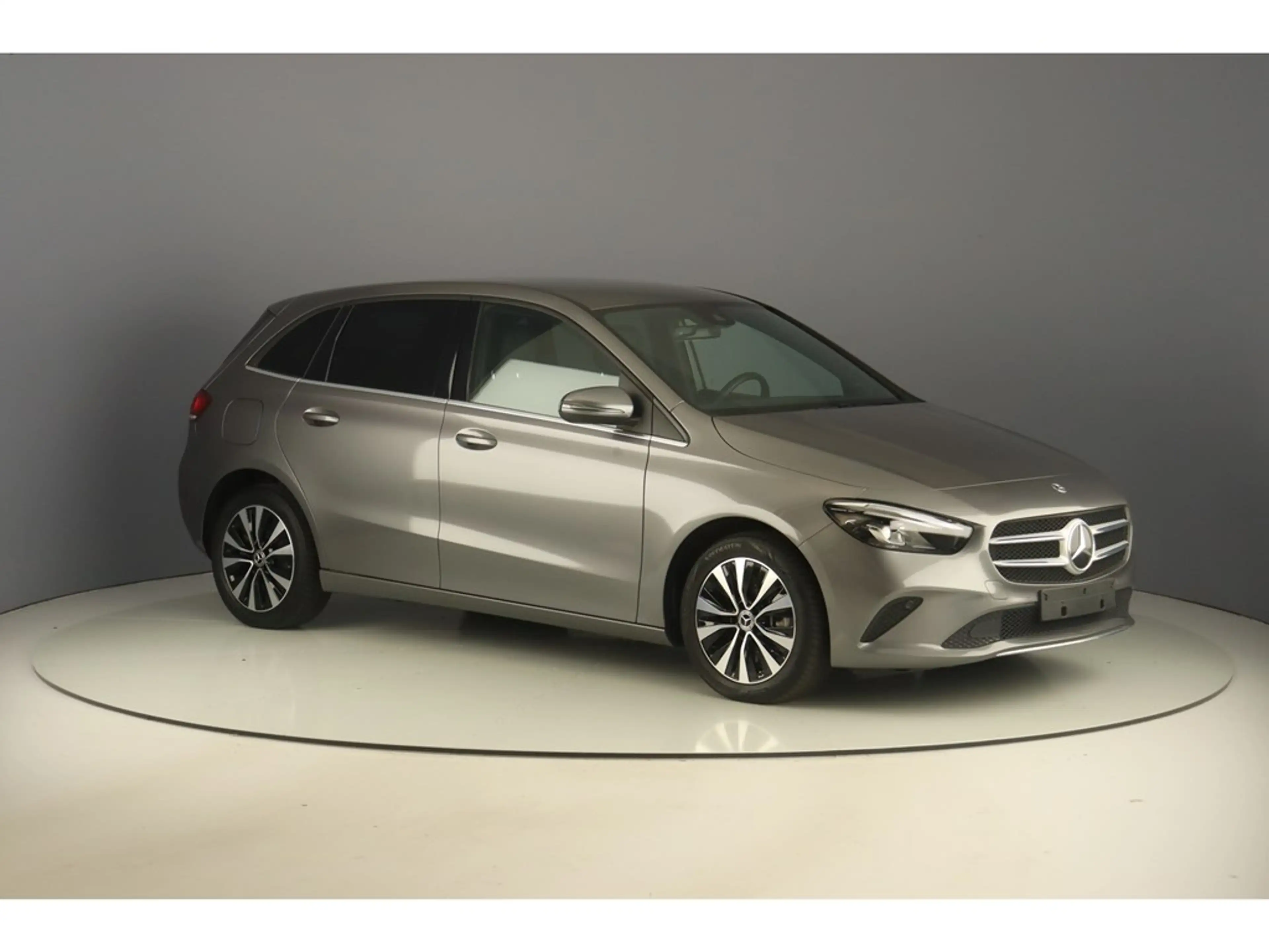 Mercedes-Benz B 250 e 218pk Pack Business — photo 7