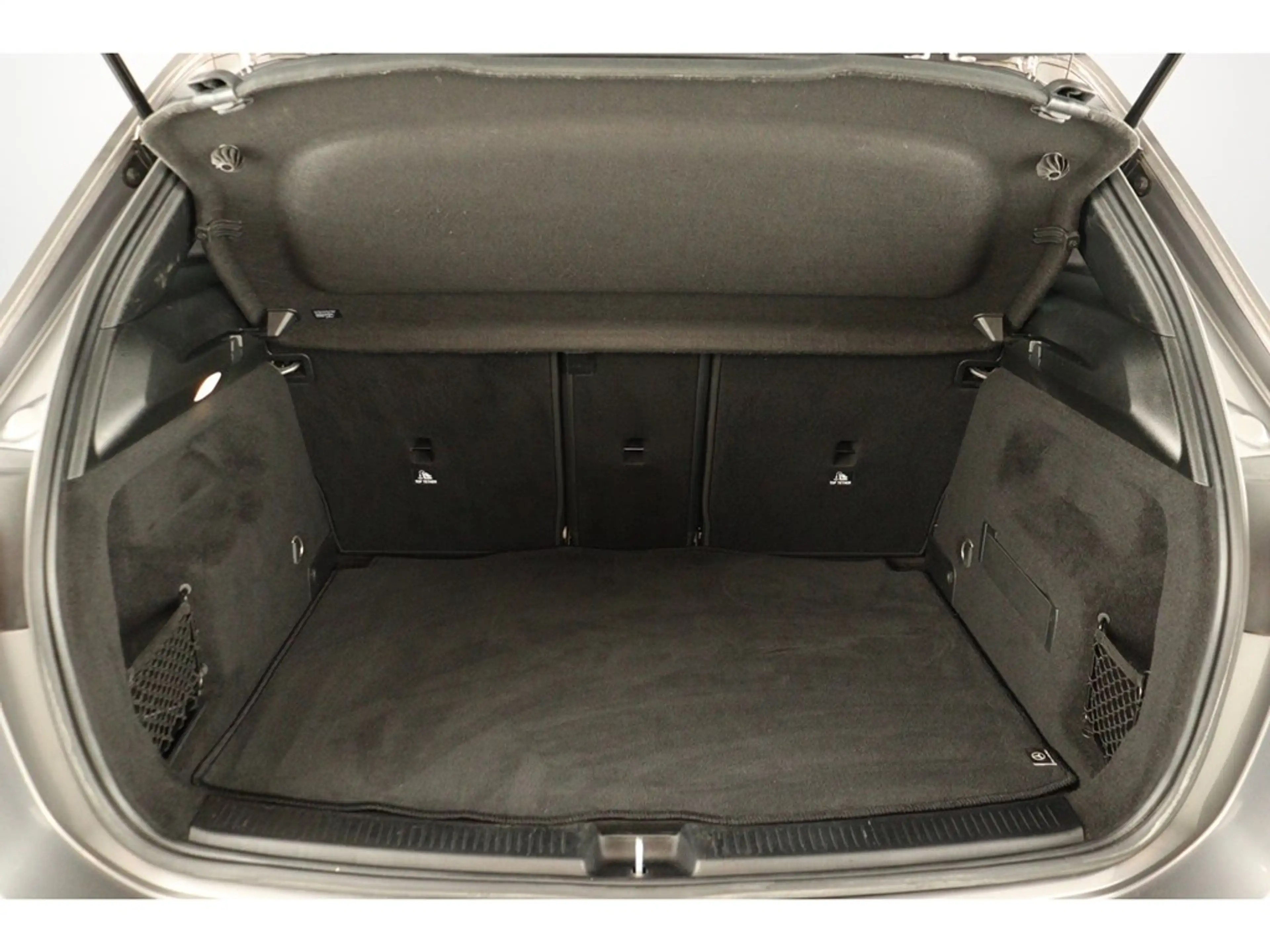 Mercedes-Benz B 250 e 218pk Pack Business — photo 13