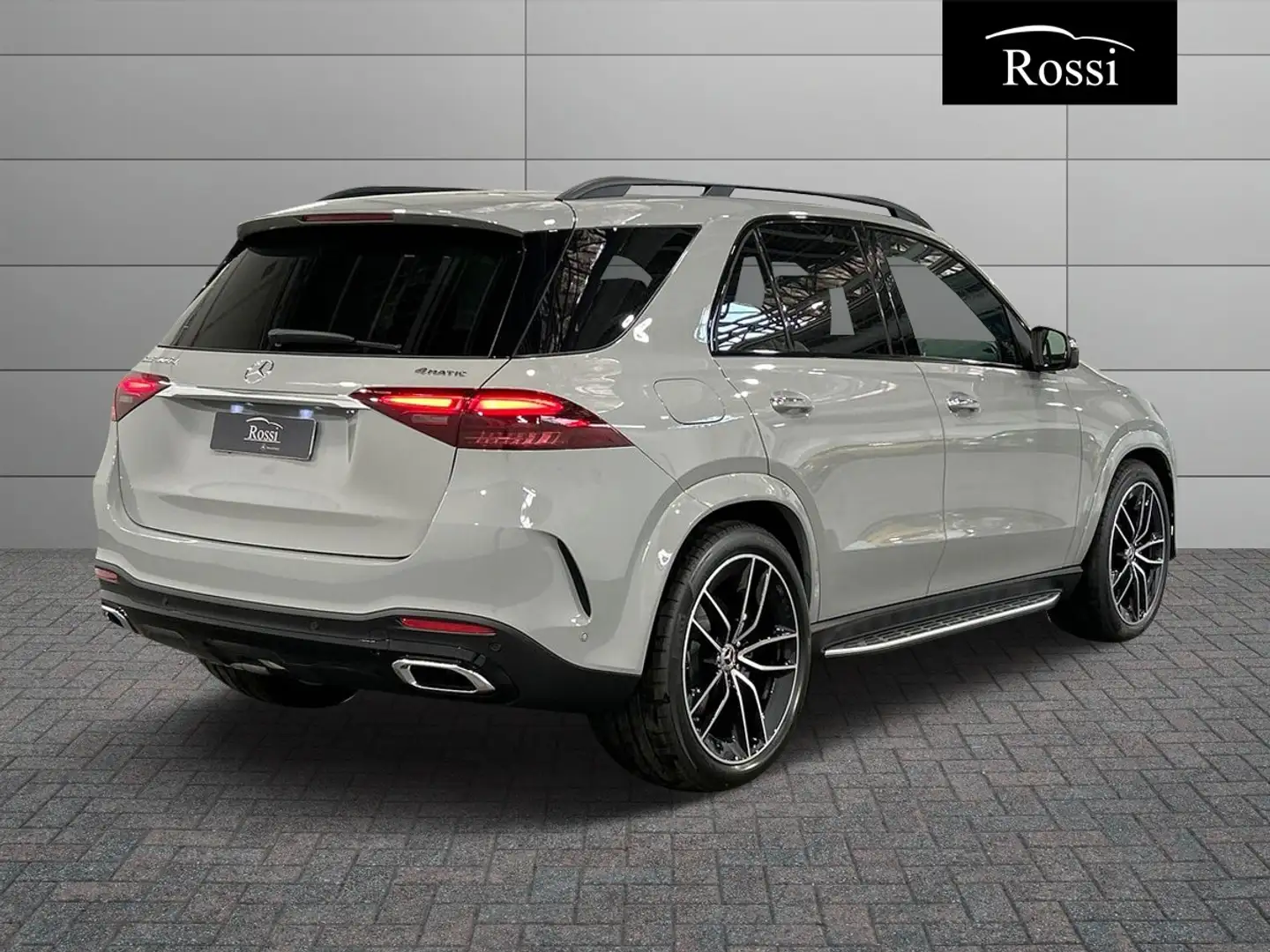 Mercedes-Benz GLE 300 d 4MATIC Gris - 2