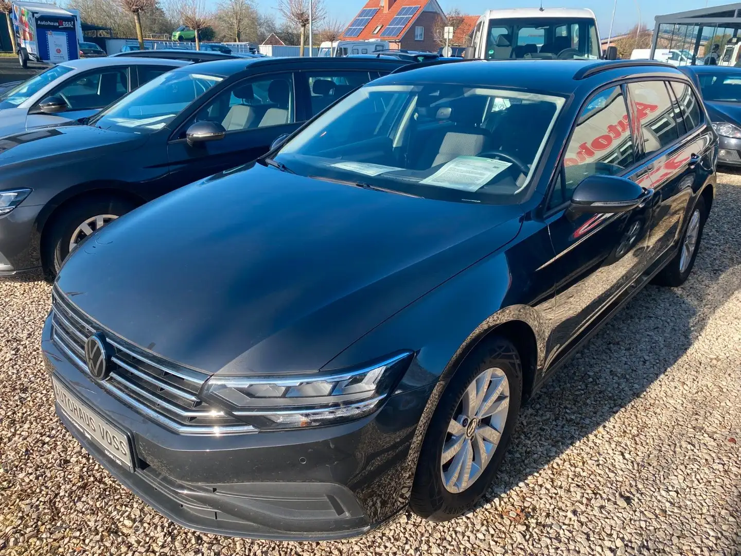 Volkswagen Passat Variant aus 1.Hand Grau - 1