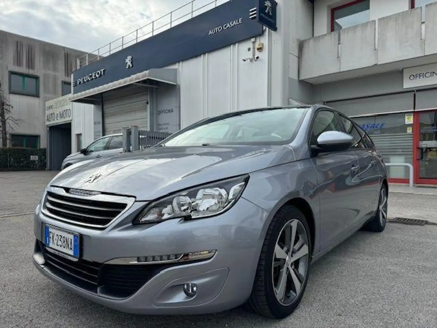 Peugeot 308 SW 1.6 bluehdi Allure s&s 120cv Grigio - 1