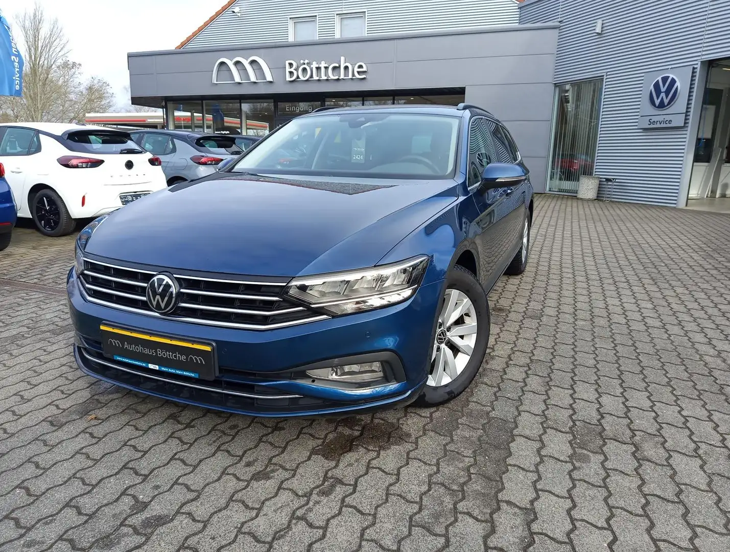 Volkswagen Passat Variant 2.0 TDI DSG*NAVI*LED*ACC*BUSINESS Blau - 2