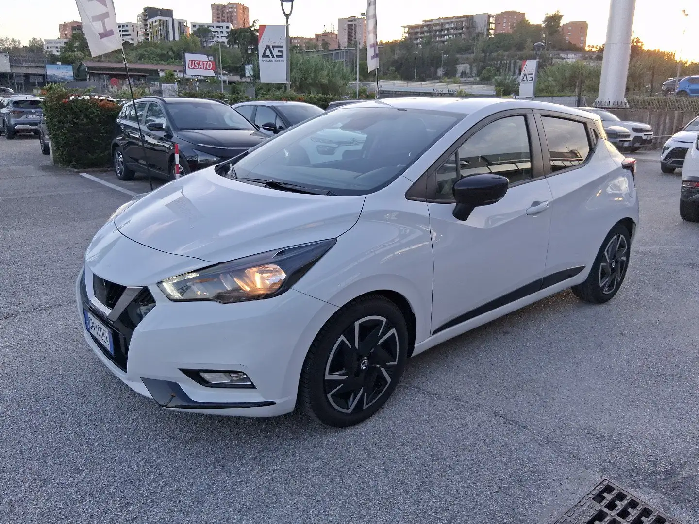 Nissan Micra Micra IG-T 92 GPL 5 porte Eco N-Design Blanc - 1