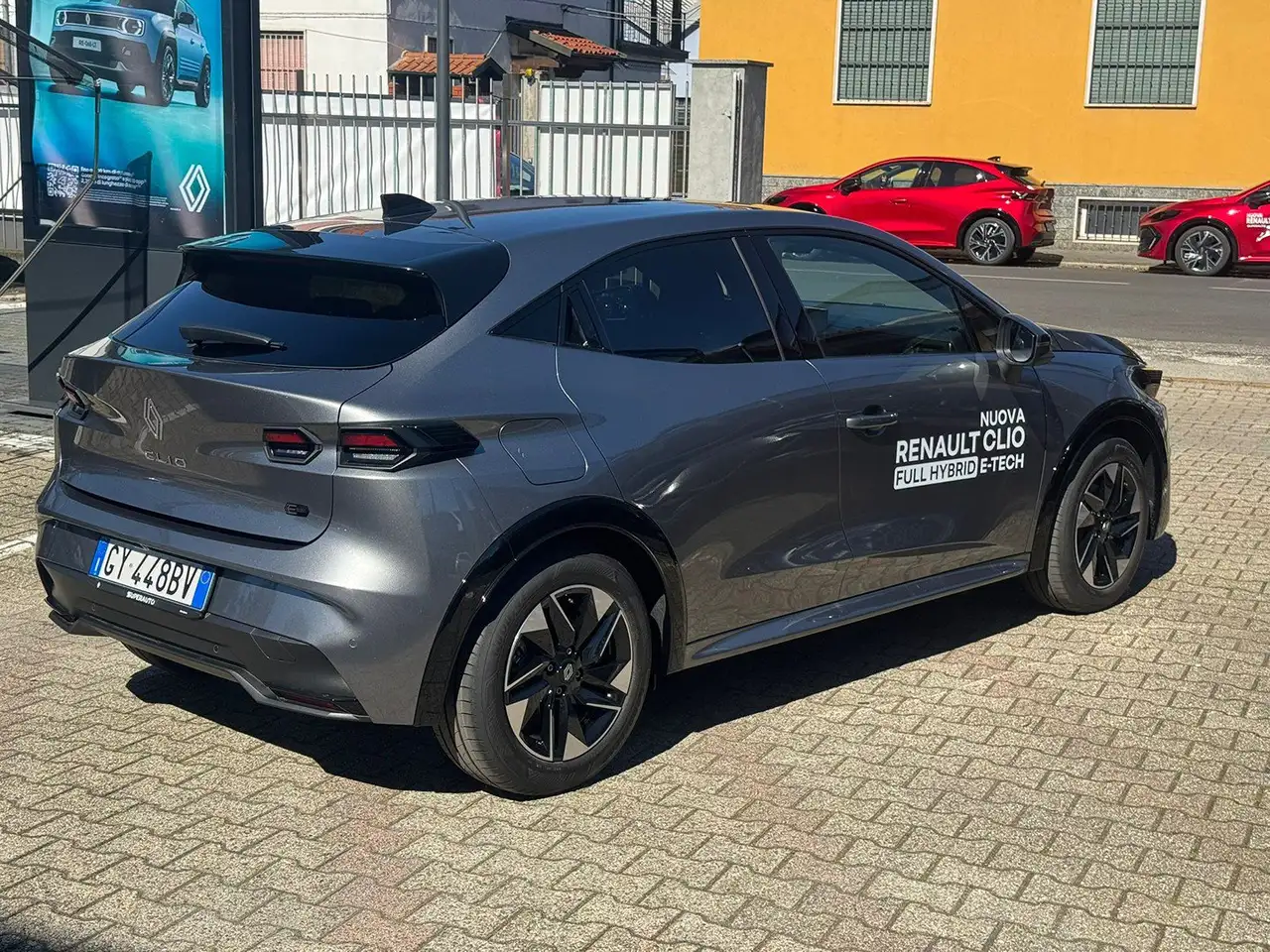 Renault Clio Nuova techno full hybrid E-Tech 160 13