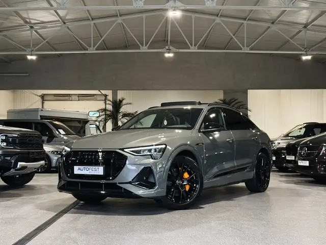 Audi e-tron 55 Sportback Quattro S-Line ‘Black Edition’ Chronos Grey - Garantie