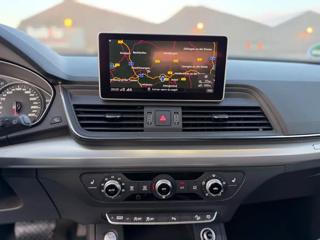 Audi Q5 Quattro sport | Xenon | PDC | AHK | Pre Sense Bild 21