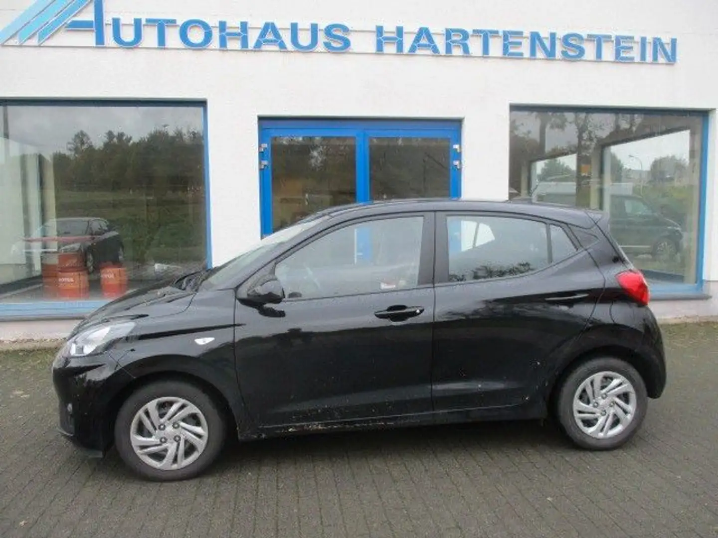 Hyundai i10 Select Klima Sitzheizung Schwarz - 2