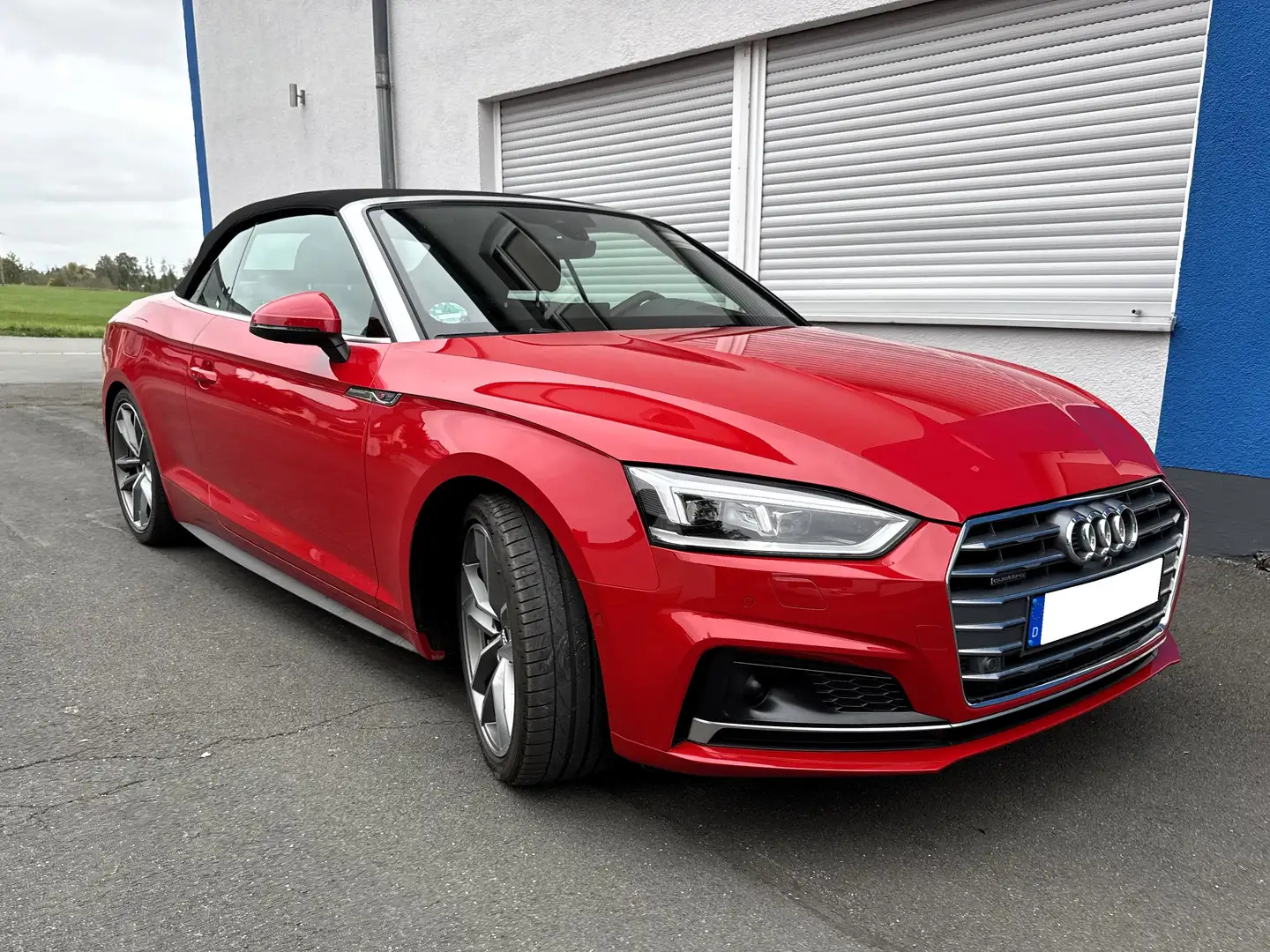 Audi A5 A5 Cabrio 45 TFSI quattro S tronic sport Rot - 2