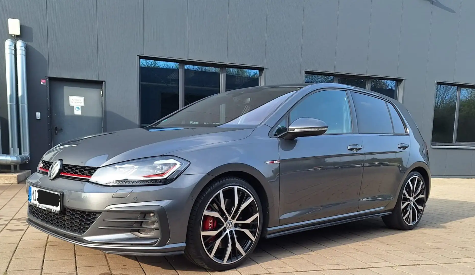 Volkswagen Golf GTI Golf GTI (BlueMotion Technology) DSG Performance Grau - 2