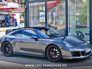911 Carrera 4 GTS