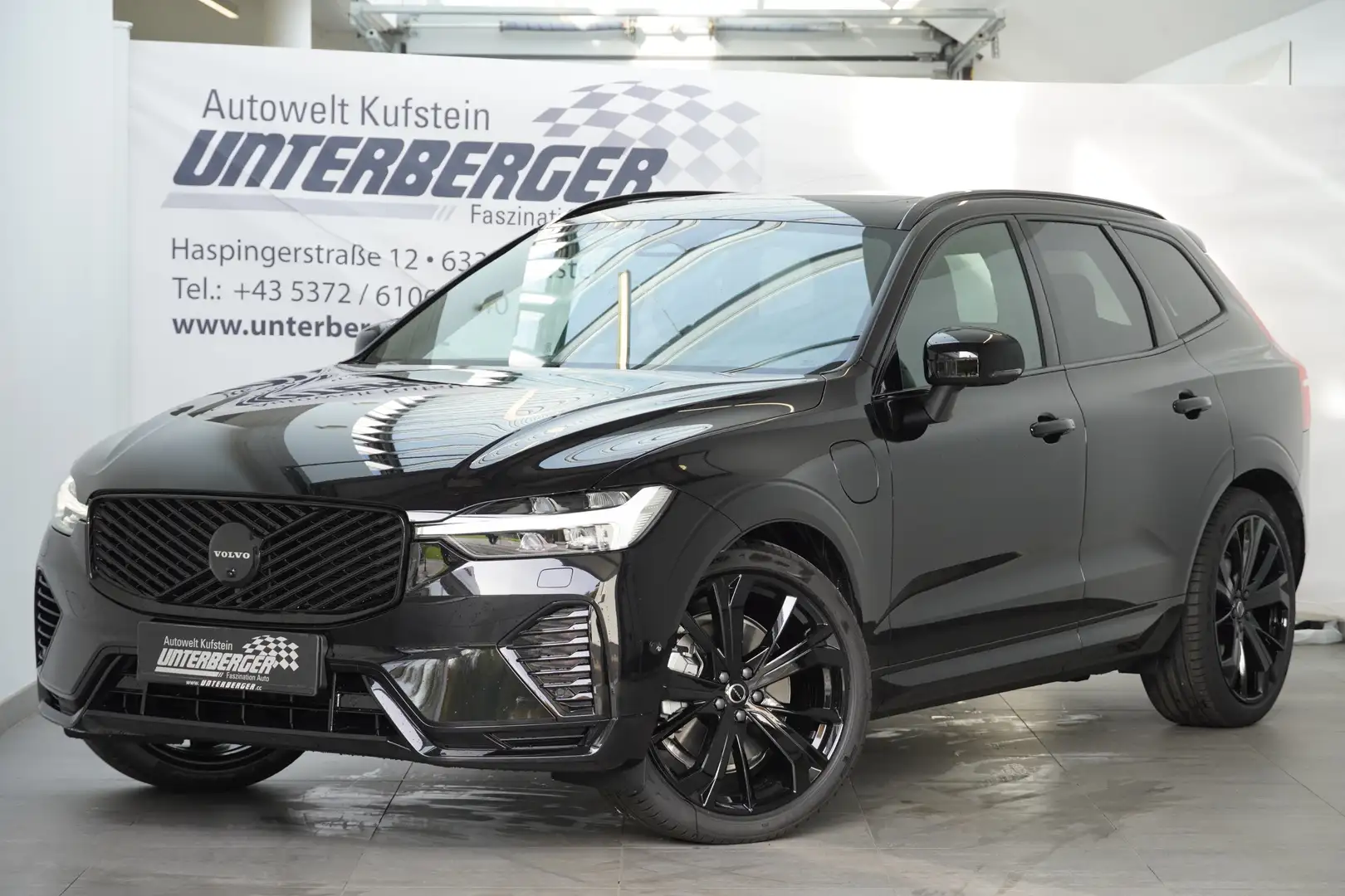 Volvo XC60 T8 PHEV Ultra Black Edition Schwarz - 1