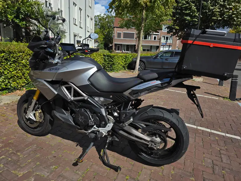 Aprilia Caponord 1200 - foto 8