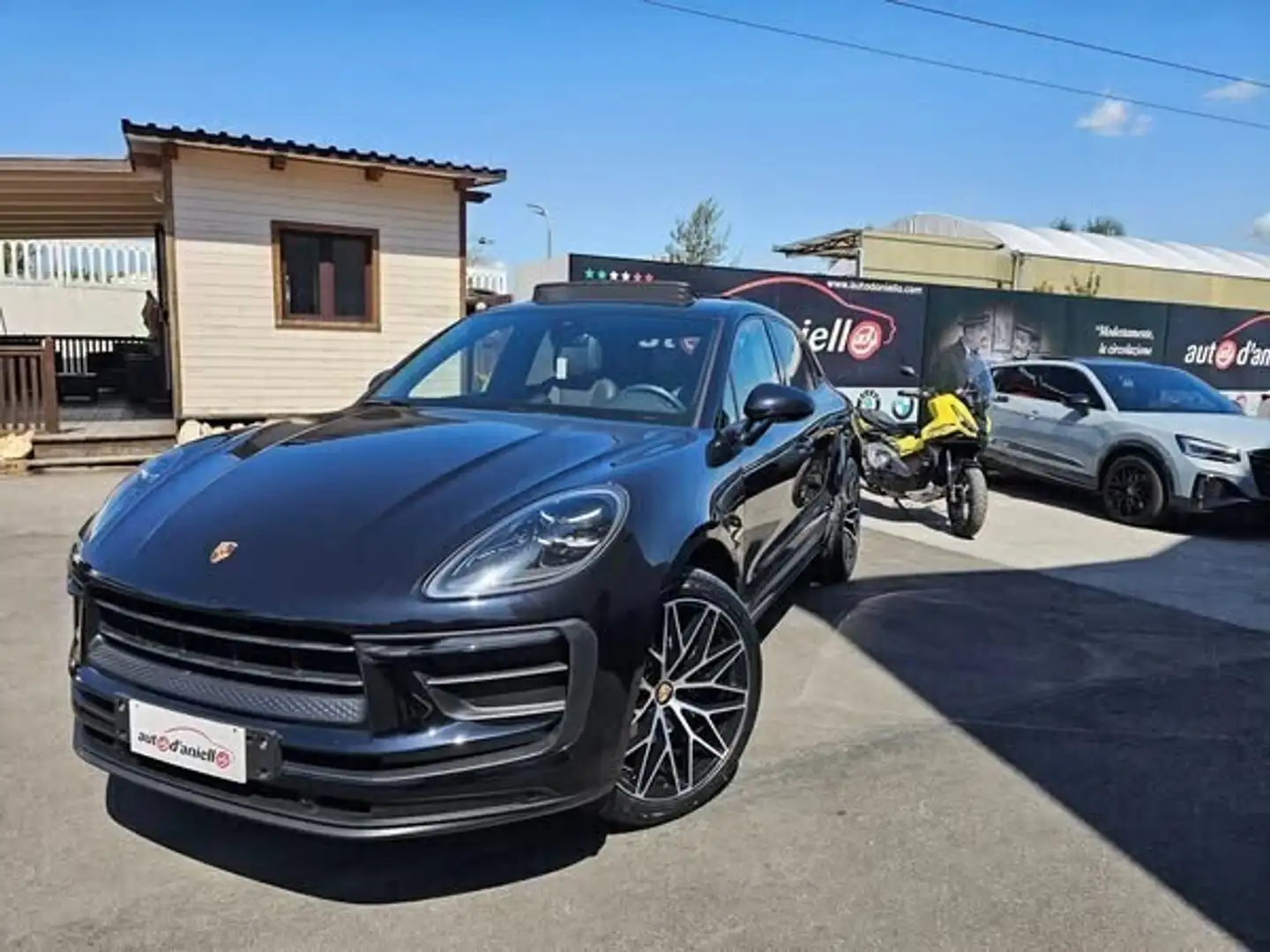 Porsche Macan 2.0 Noir - 1