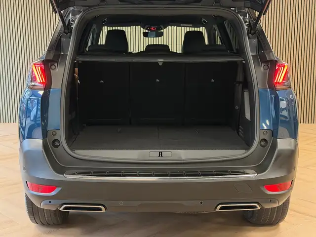 Peugeot 5008 view 7