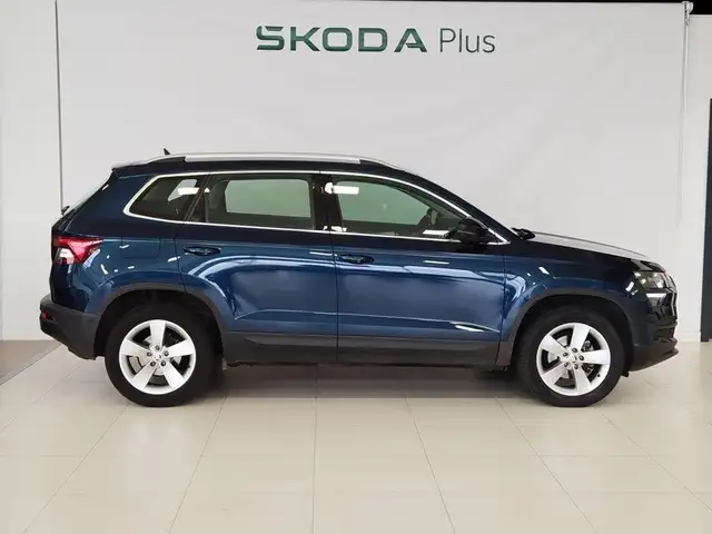 Skoda Karoq view 3