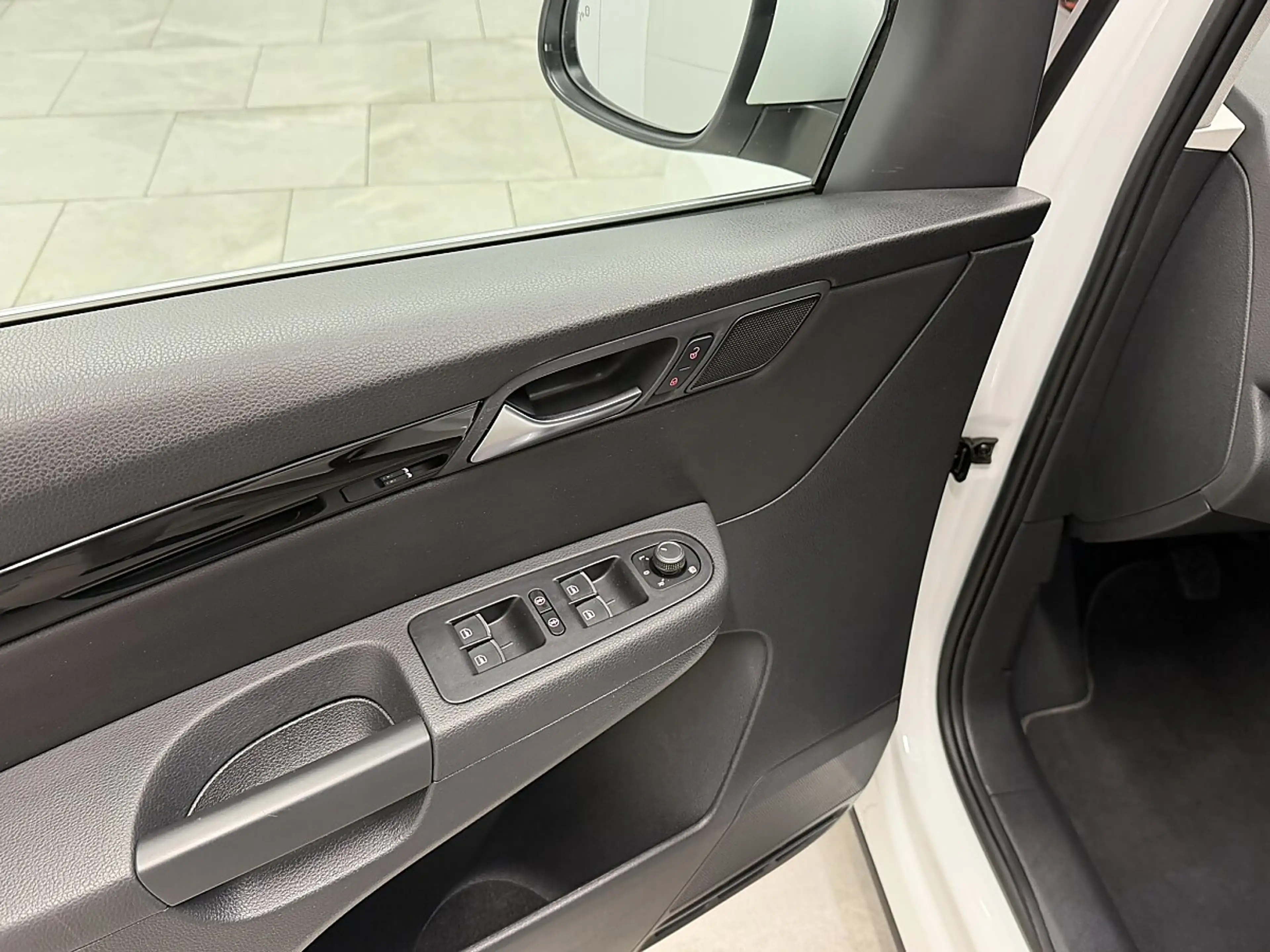 Volkswagen Sharan Business+ SCR 2,0 TDI.LED/ACC/Navi/RFK/LaneAssist — photo 10