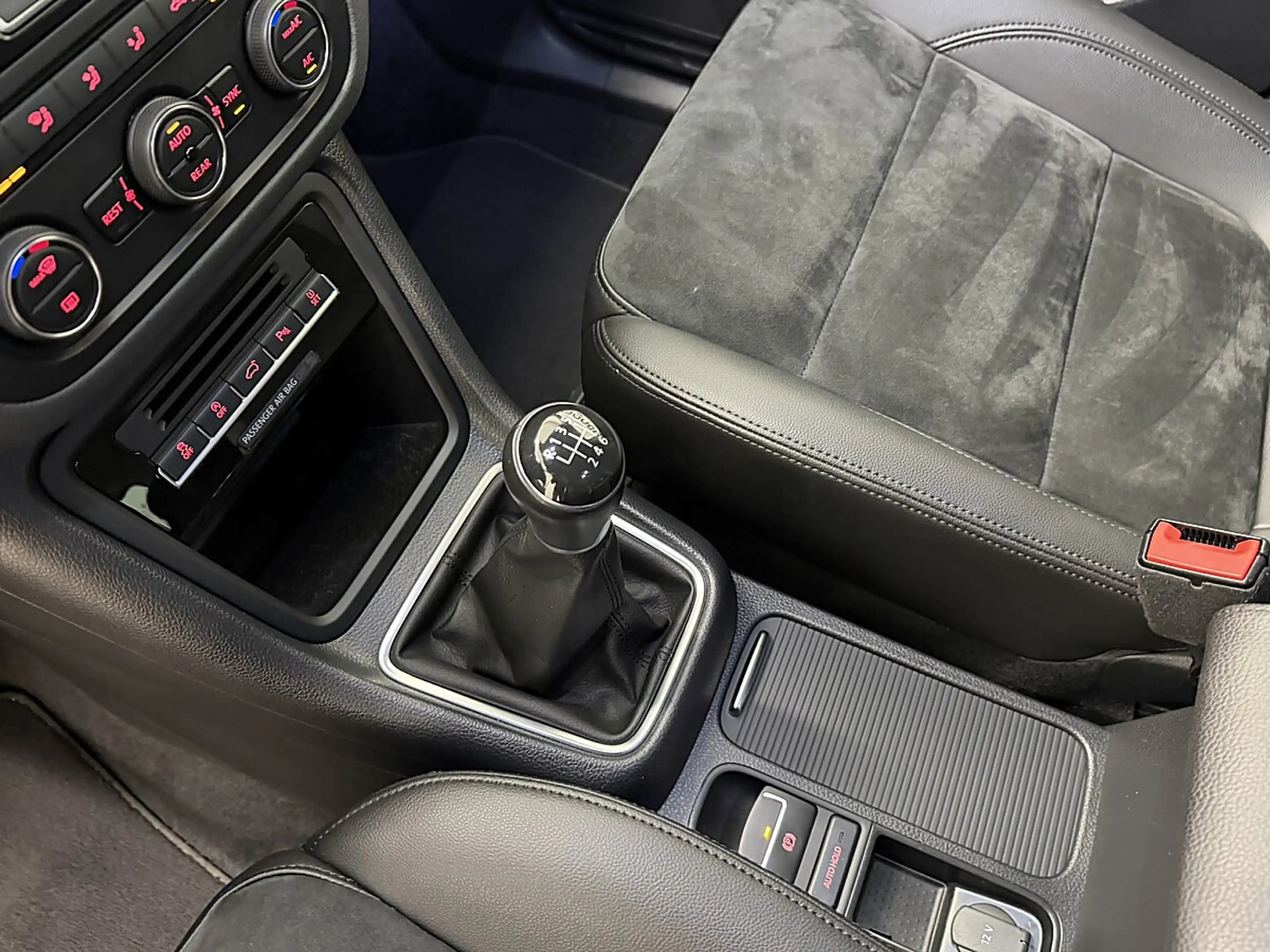 Volkswagen Sharan Business+ SCR 2,0 TDI.LED/ACC/Navi/RFK/LaneAssist — photo 13