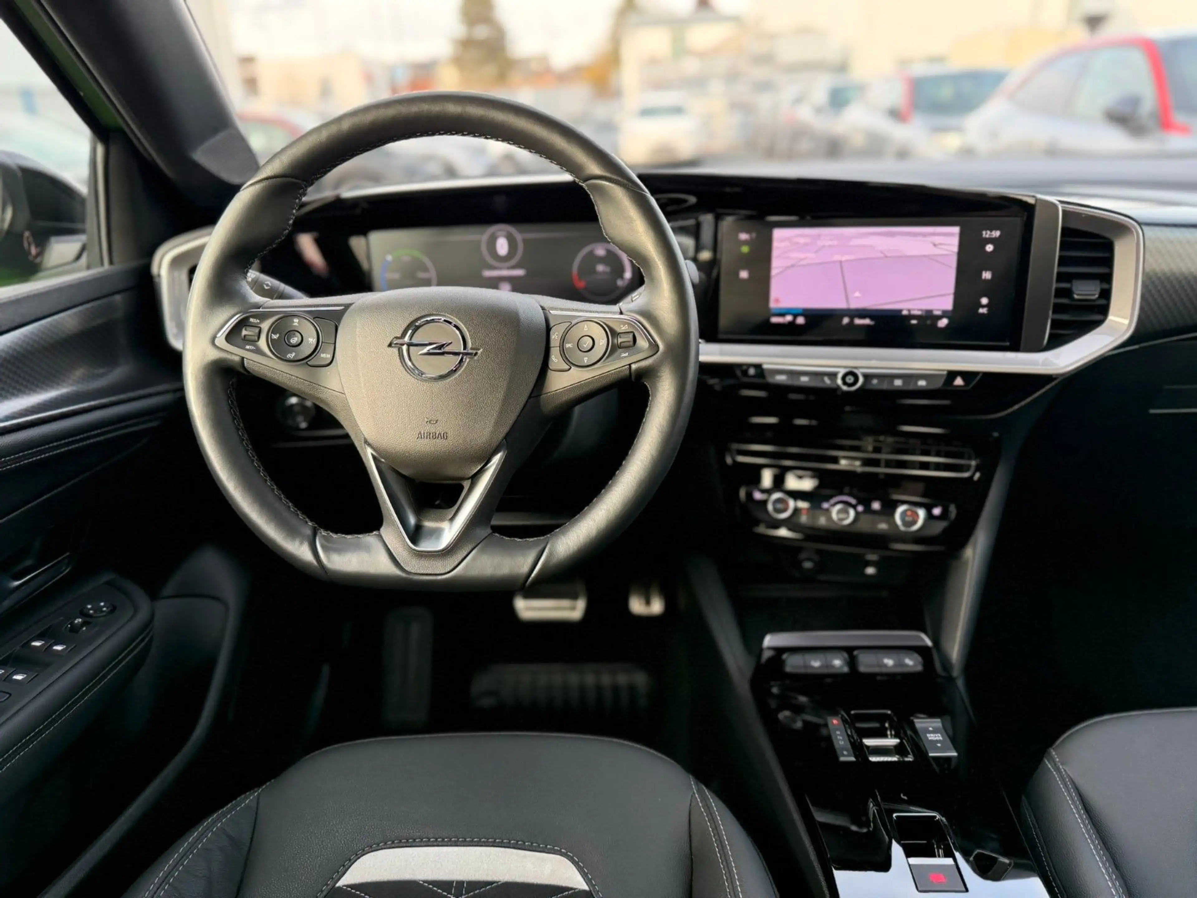 Opel Mokka-E Ultimate — photo 4