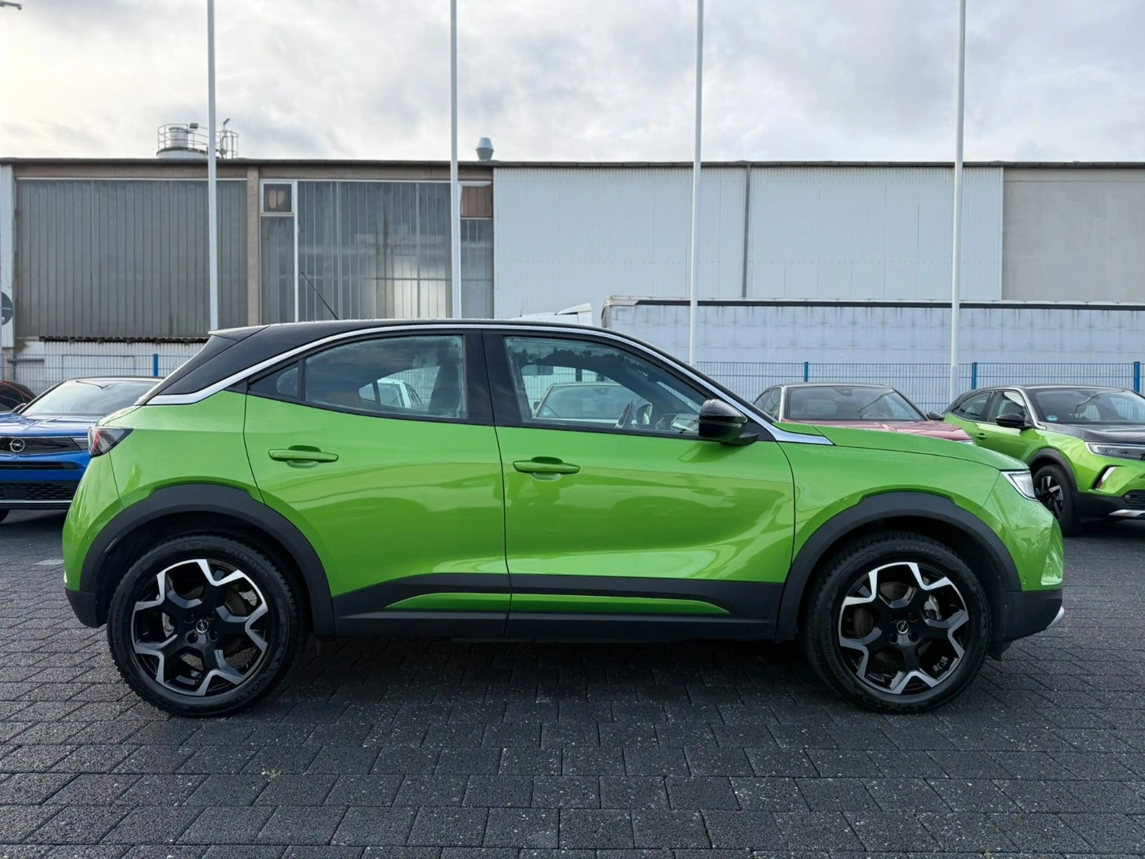 Opel Mokka-E Ultimate — photo 13