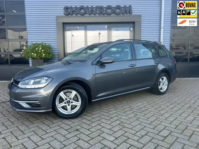 Volkswagen Golf Variant 1.0 TSI Comfortline ACC|Applecarplay|PDC|Navi|Lich