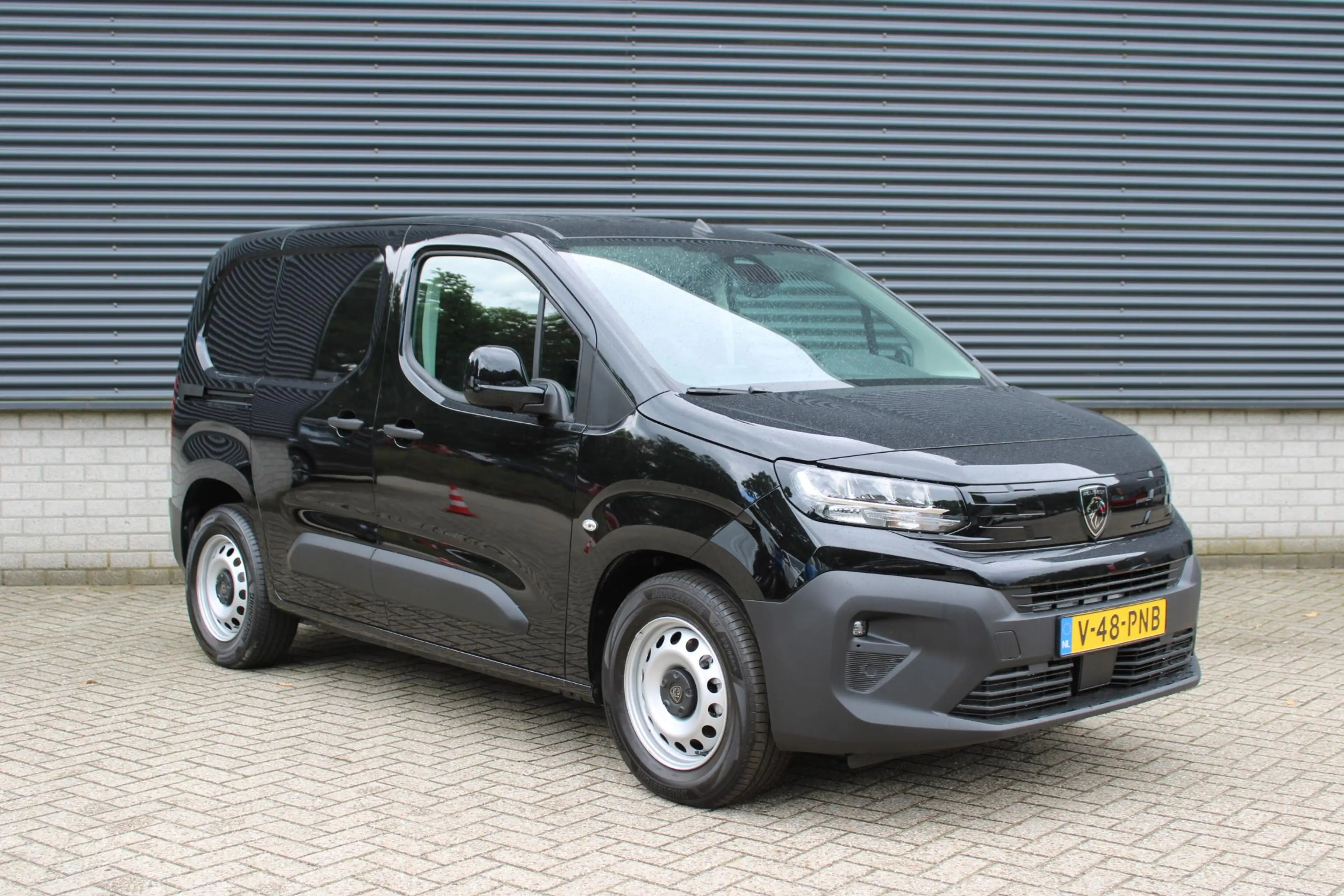 Peugeot Partner e-Partner 136 L1 50 kWh — photo 4