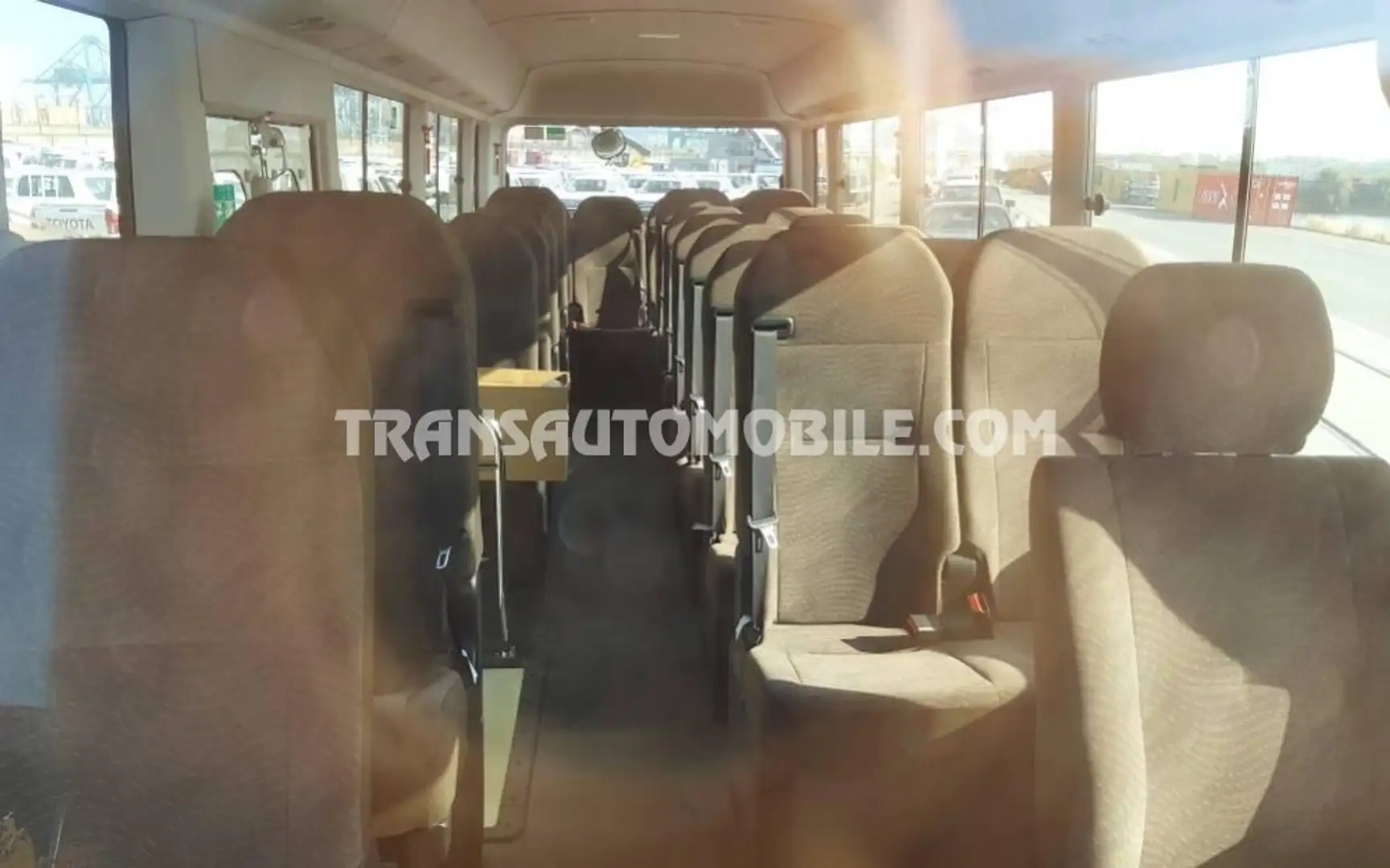 Toyota Coaster 23 SEATS - EXPORT OUT EU TROPICAL VERSION - EXPORT Белый - 2