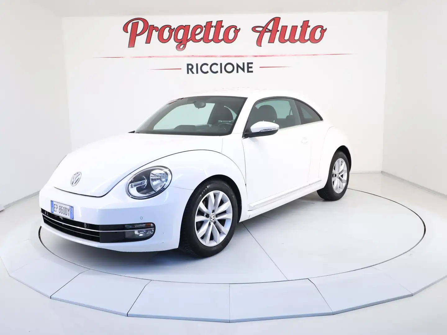 Volkswagen Maggiolino Maggiolino 2011 1.6 tdi Design TAGLIANDI VW NEOP Bianco - 1