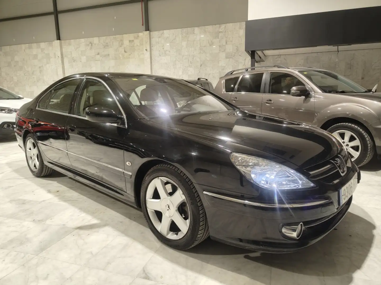 Peugeot 607 2.7HDi Pack Diamante Aut. Zwart - 1