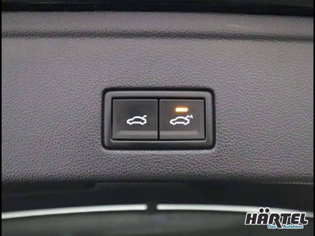 Volkswagen Touareg R-LINE BLACK STYLE 3.0 V6 TDI TIPTRONIC (+ 14