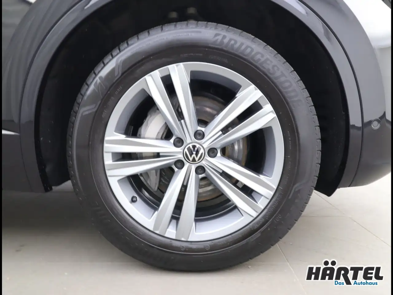 Volkswagen Touareg R-LINE BLACK STYLE 3.0 V6 TDI TIPTRONIC (+ 18