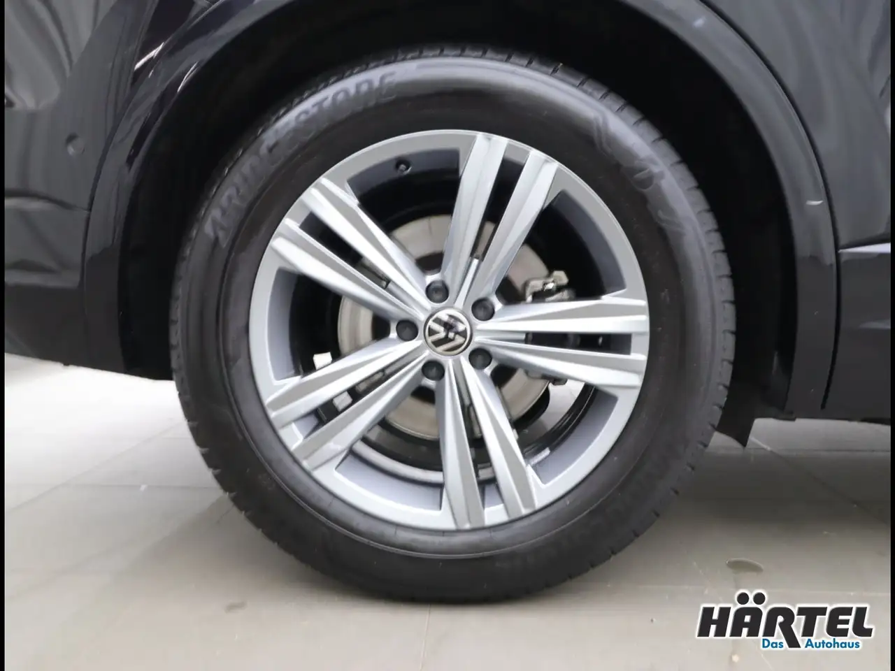 Volkswagen Touareg R-LINE BLACK STYLE 3.0 V6 TDI TIPTRONIC (+ 19