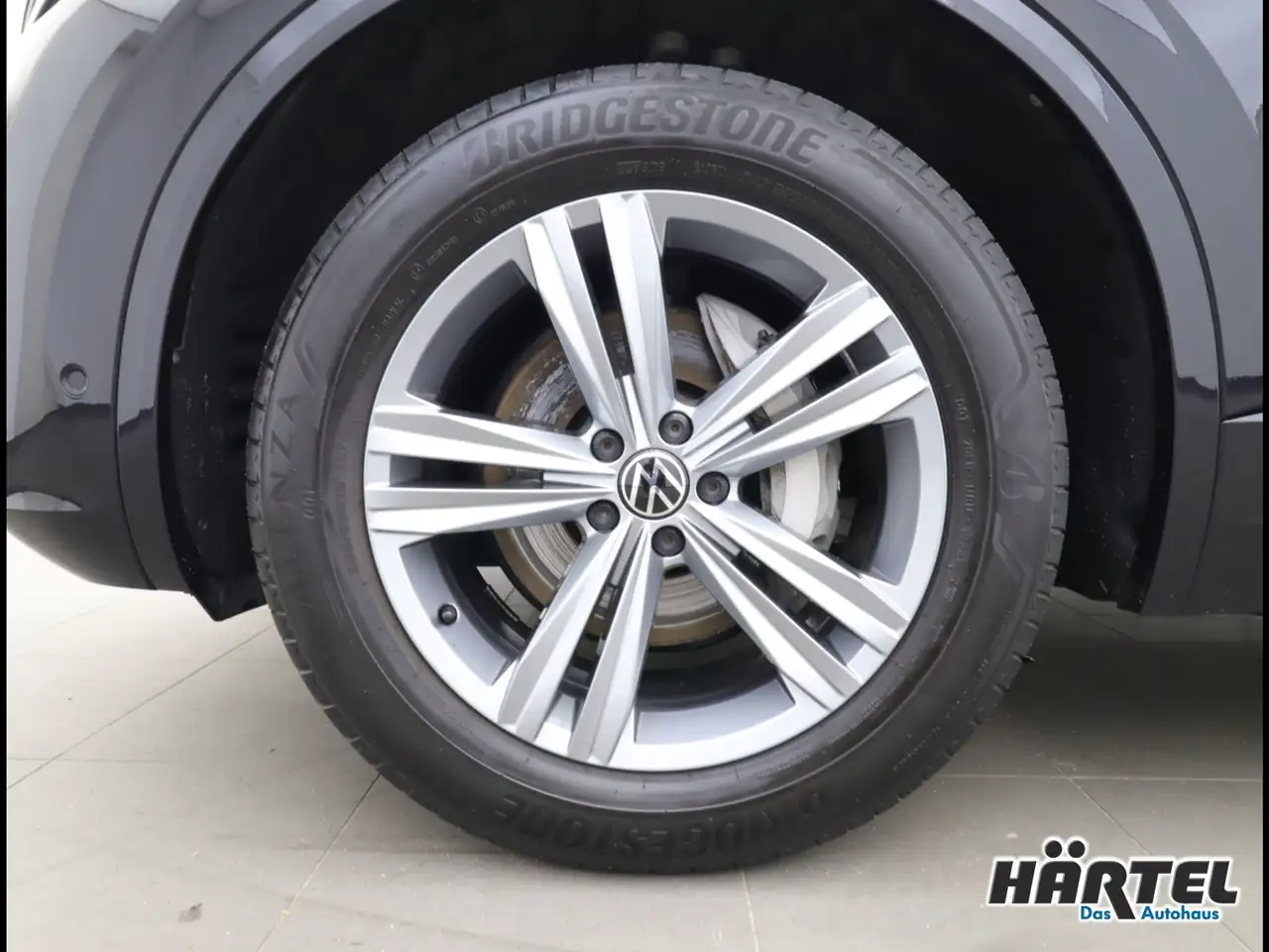 Volkswagen Touareg R-LINE BLACK STYLE 3.0 V6 TDI TIPTRONIC (+ 17