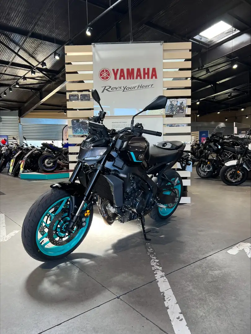 Yamaha MT-09 Gris - 1