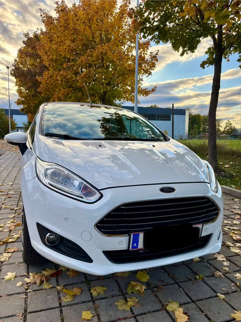 Ford Fiesta Titanium 1,0 Start/Stop Weiß - 2