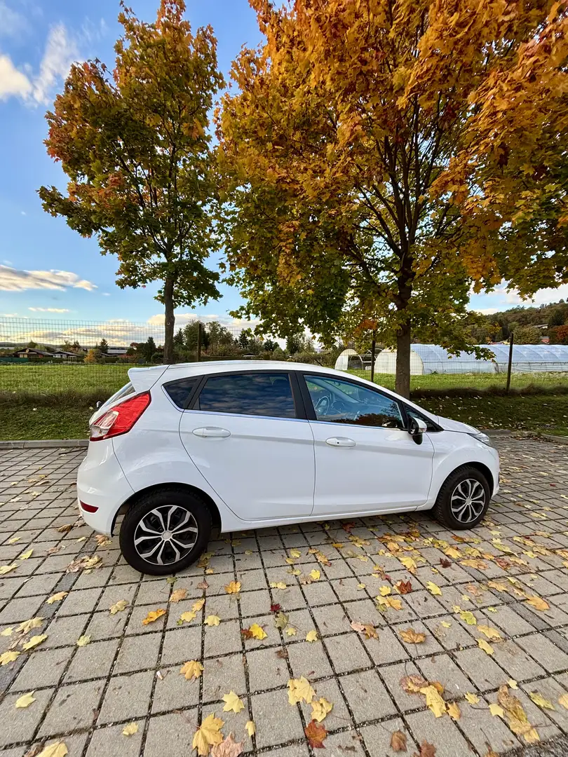 Ford Fiesta Titanium 1,0 Start/Stop Weiß - 1
