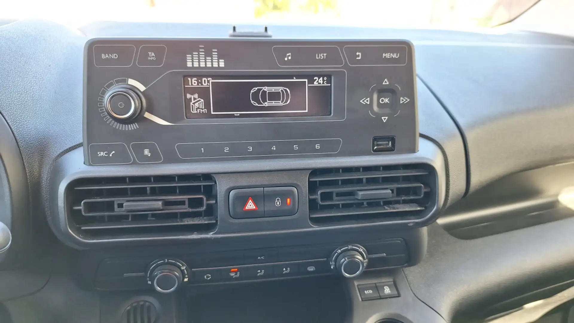 Citroen Berlingo Berlingo Taille M BlueHDi 130 Setamp;S EAT8 CLUB - 2