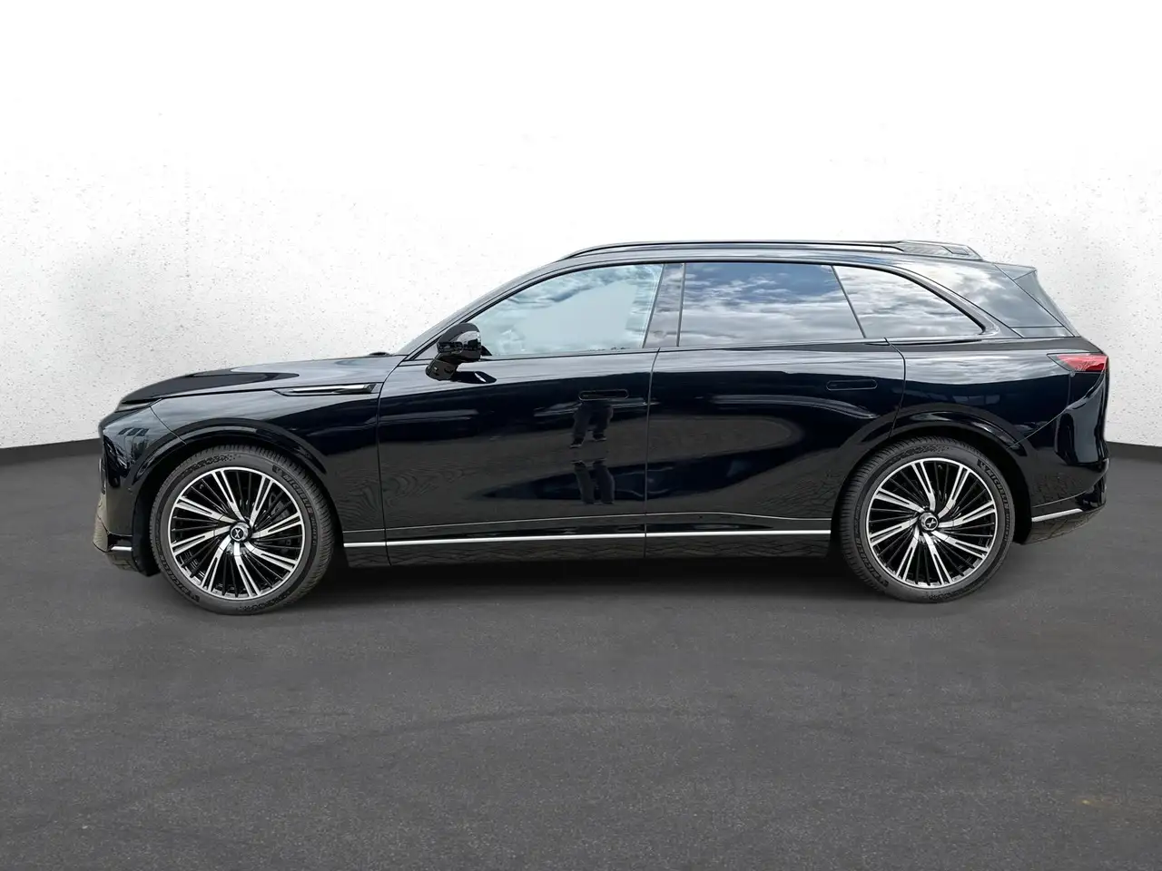 XPENG G9