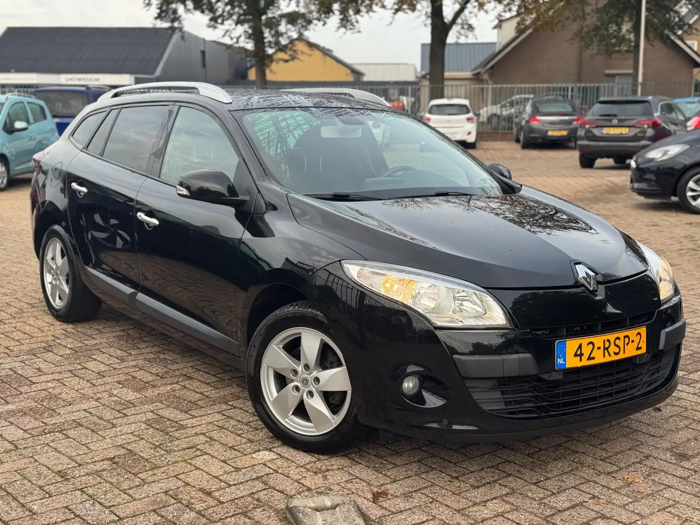 Renault Megane Estate 1.4 TCe NAVIGATIE CRUISE CTRL KEY LESS GO Zwart - 2