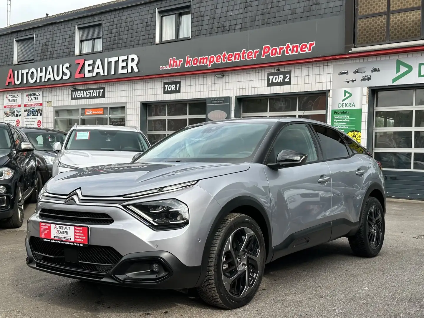 Citroen C4 Lim. Feel Pack Gris - 1