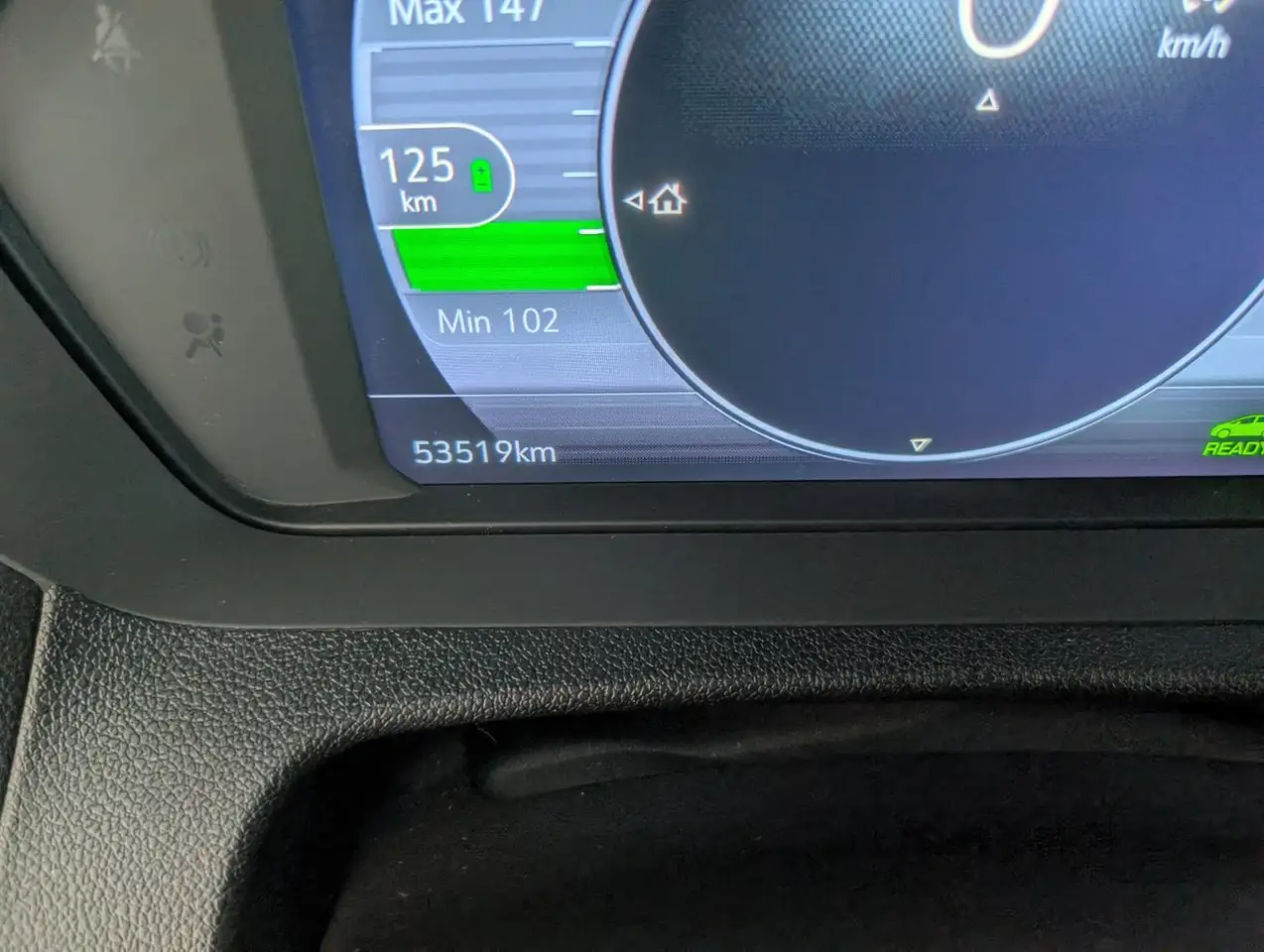 Chevrolet Bolt снимка Chevrolet Bolt