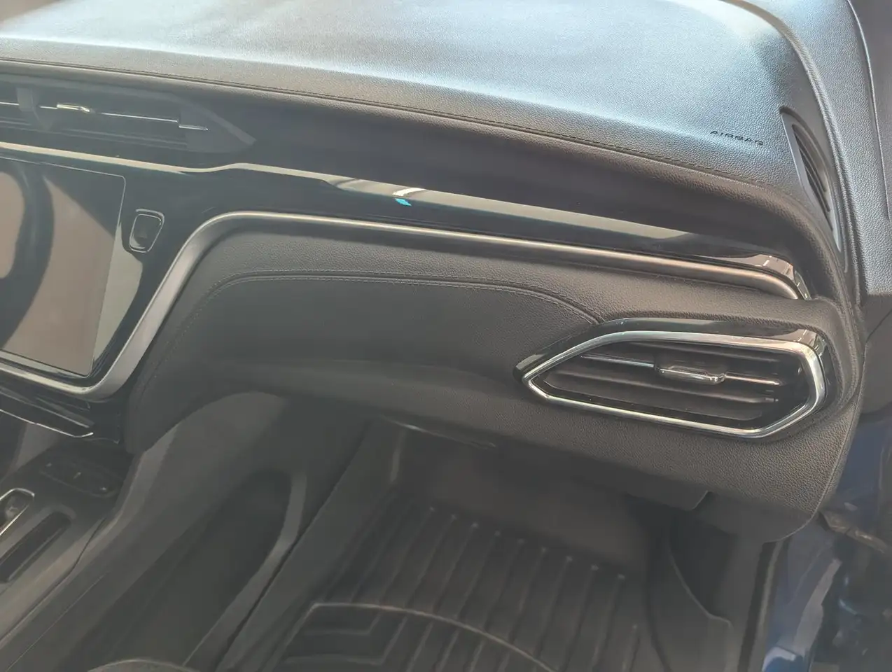 Chevrolet Bolt снимка Chevrolet Bolt