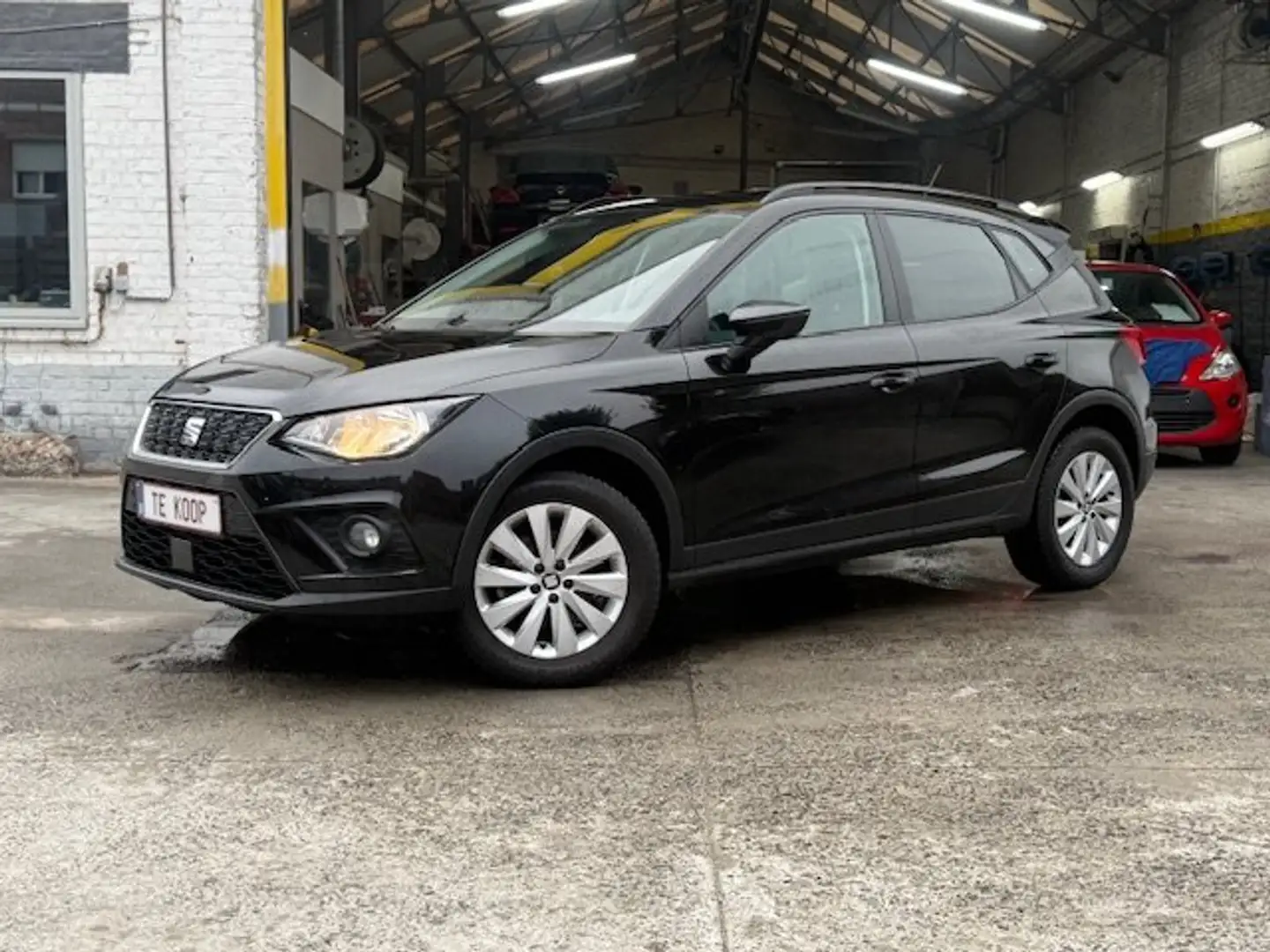 SEAT Arona Arona 1.0 TSI OPF XCELLENCE BEATS Zwart - 1