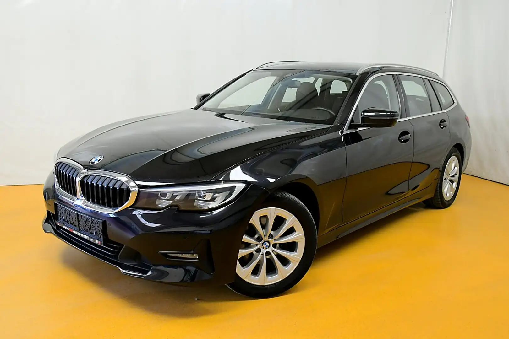 BMW 320 d Touring 48 V Mild-Hybrid-Technologie Aut. Schwarz - 1