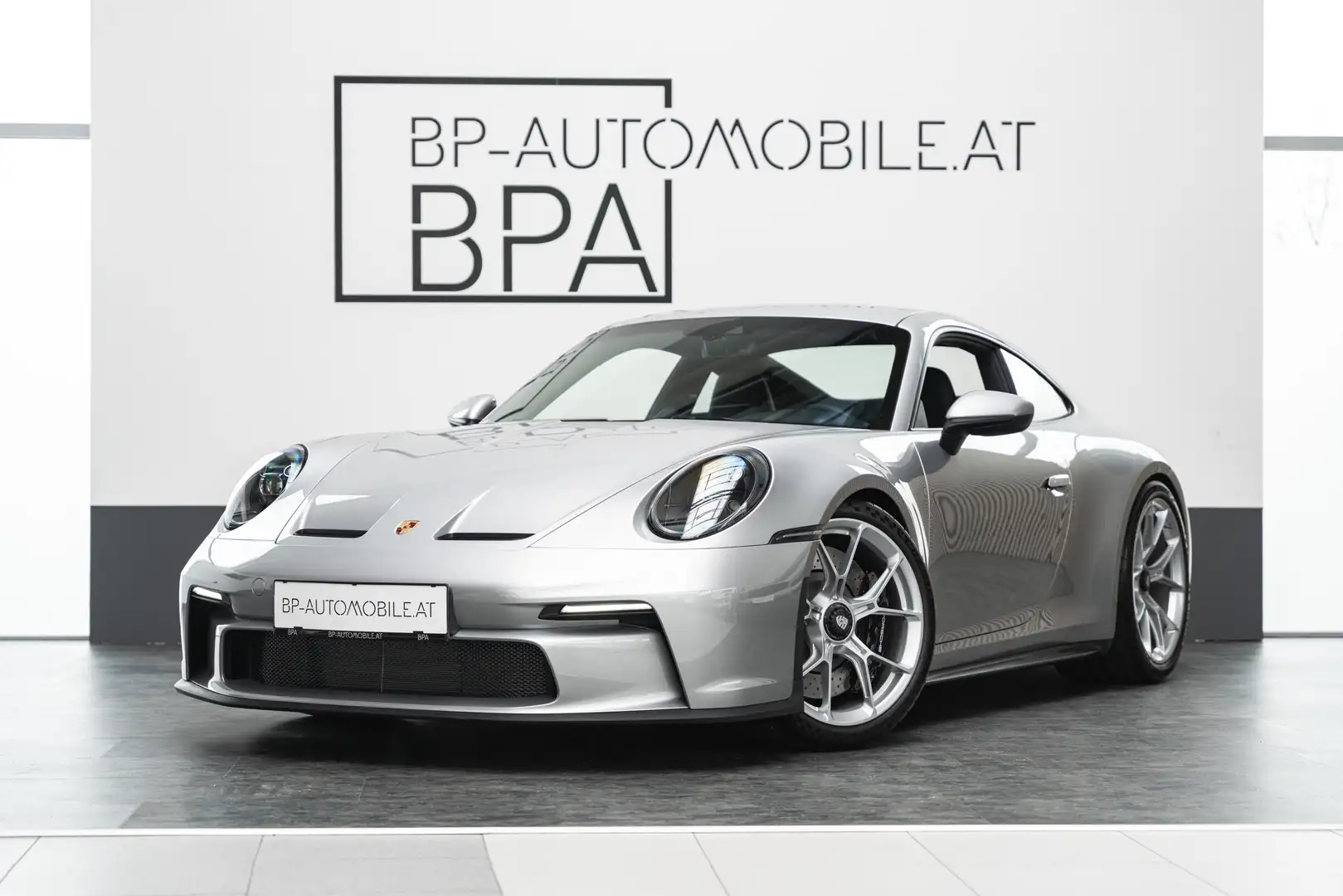 Porsche 992 GT3 Touring // NEU // 18-Wege // Silber - 1