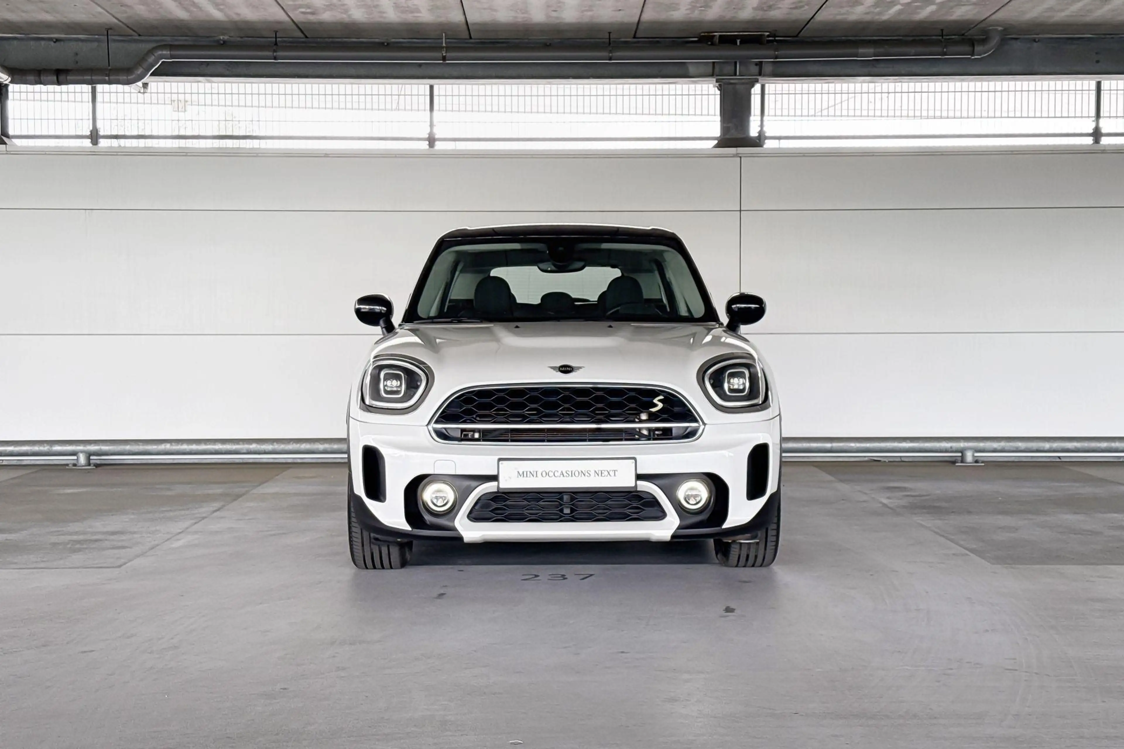 MINI Cooper SE Countryman ALL4 Classic — photo 5