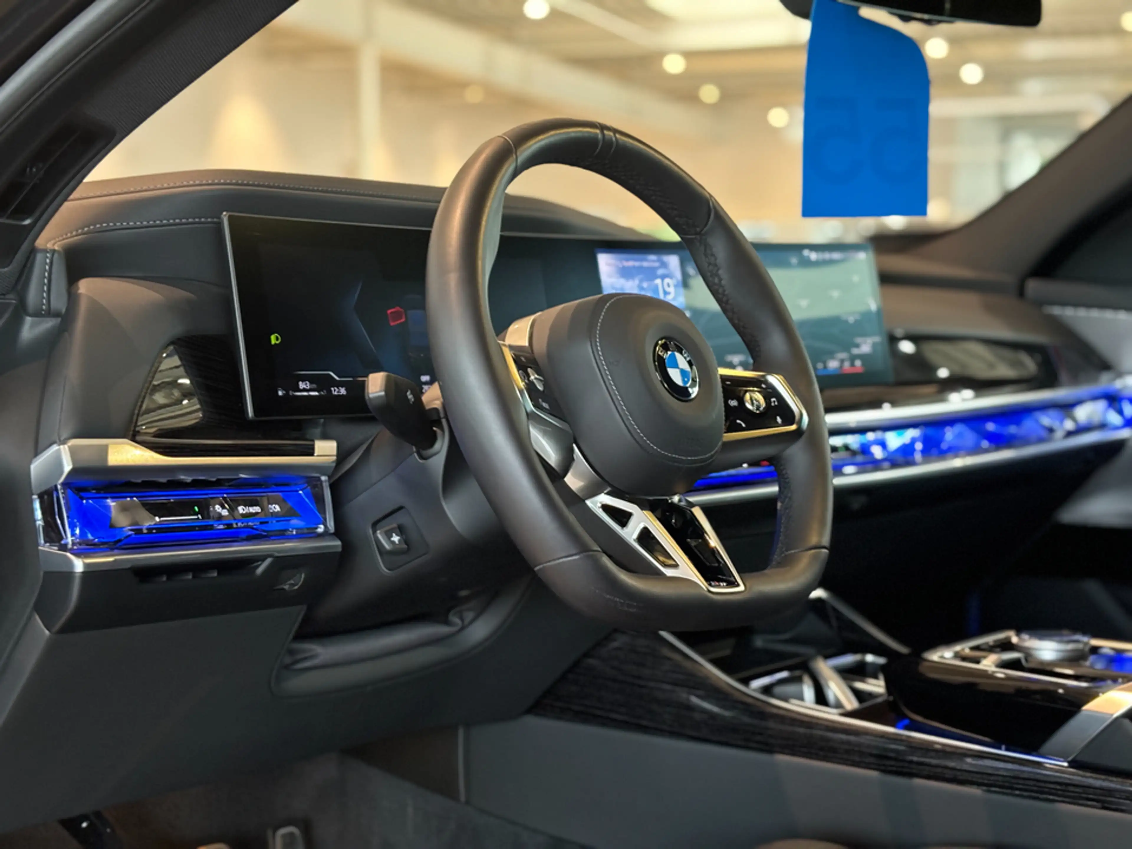 BMW 740 d xDrive Navi Leder Tempom.aktiv Panoramadach Blue — photo 15
