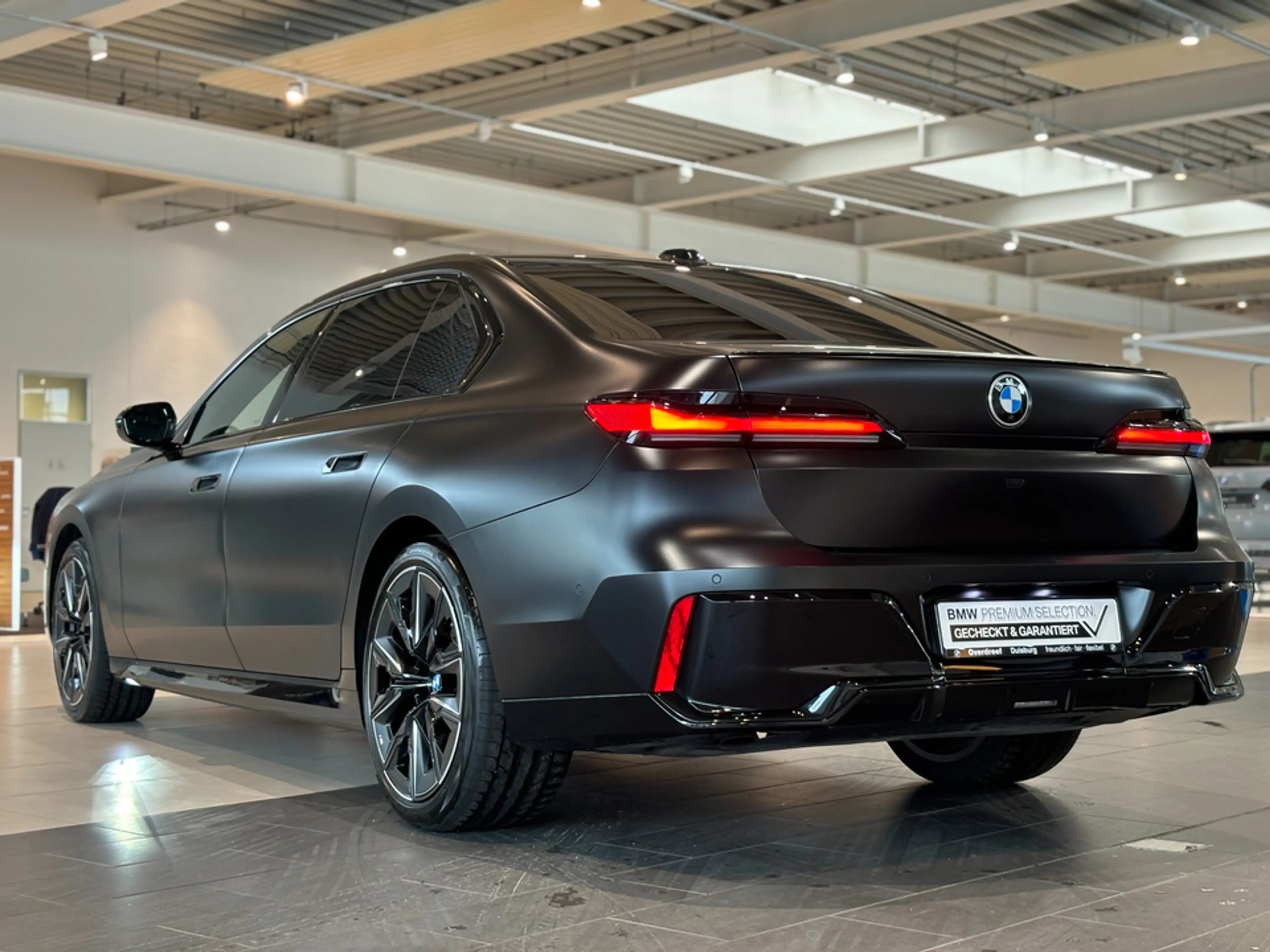 BMW 740 d xDrive Navi Leder Tempom.aktiv Panoramadach Blue — photo 7