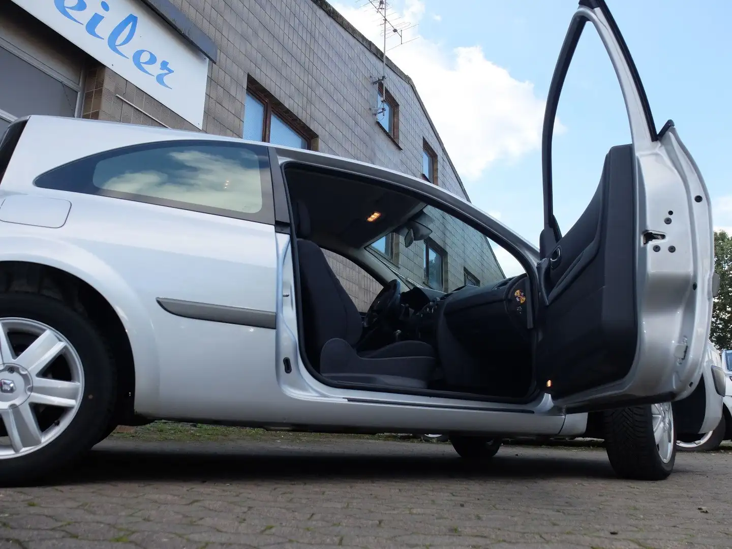 Renault Megane II  Dynamique - 68TKM -Klima - Makellos - Argento - 2