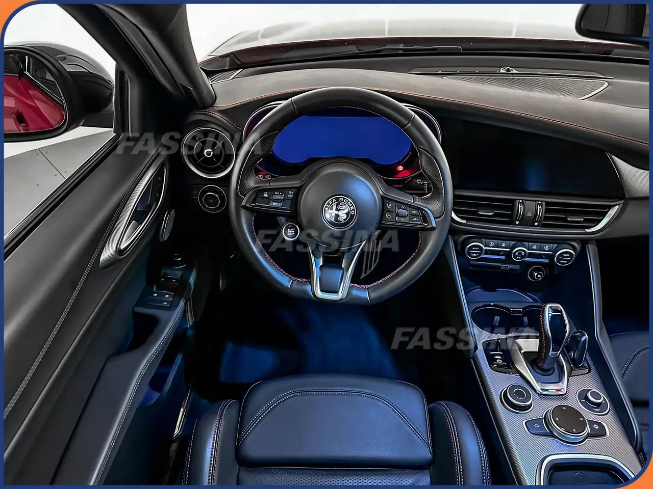 Alfa Romeo Giulia 2023 — фото 10